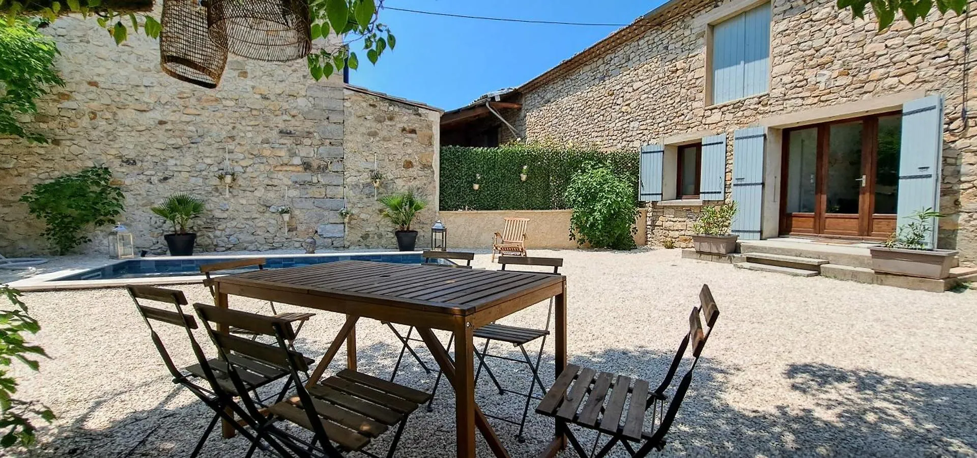 Mazet En Provence Pour 4, Piscine Chauffee Privee, Jardin Clos Prive, Barbecue, Chiens Admis Sainte-Jalle
